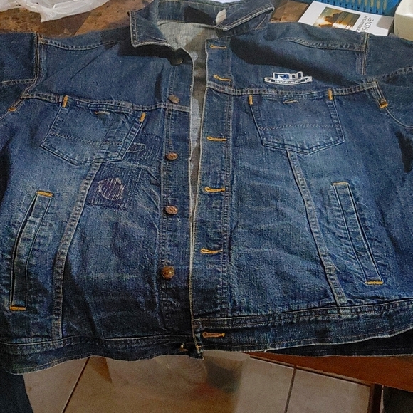 Denim jacket - Picture 1 of 8